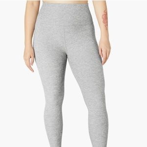 Beyond yoga caught in the midi high waist leggings size large silver mist color